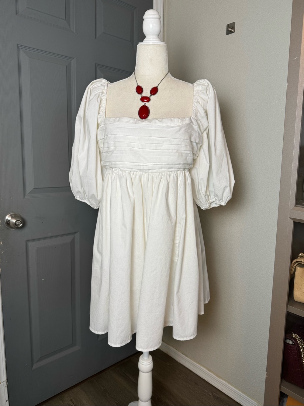 Abercrombie and Fitch White Emerson Dress L